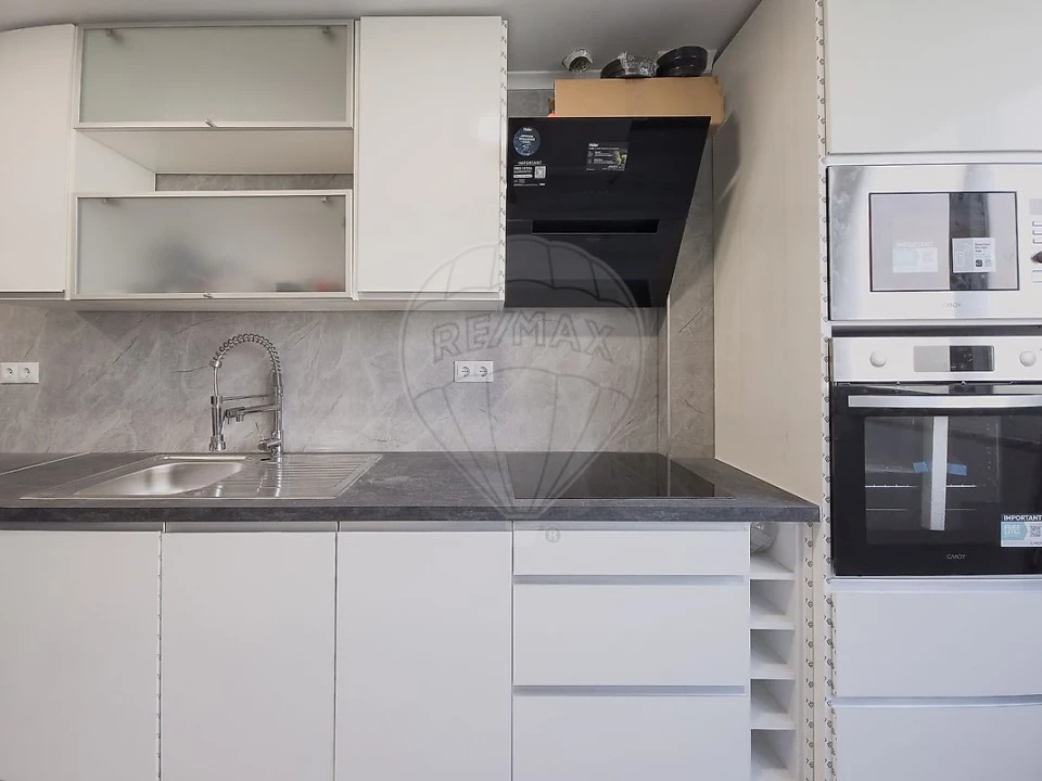 Apartamento T2 para Venda em Benfica Foto 6