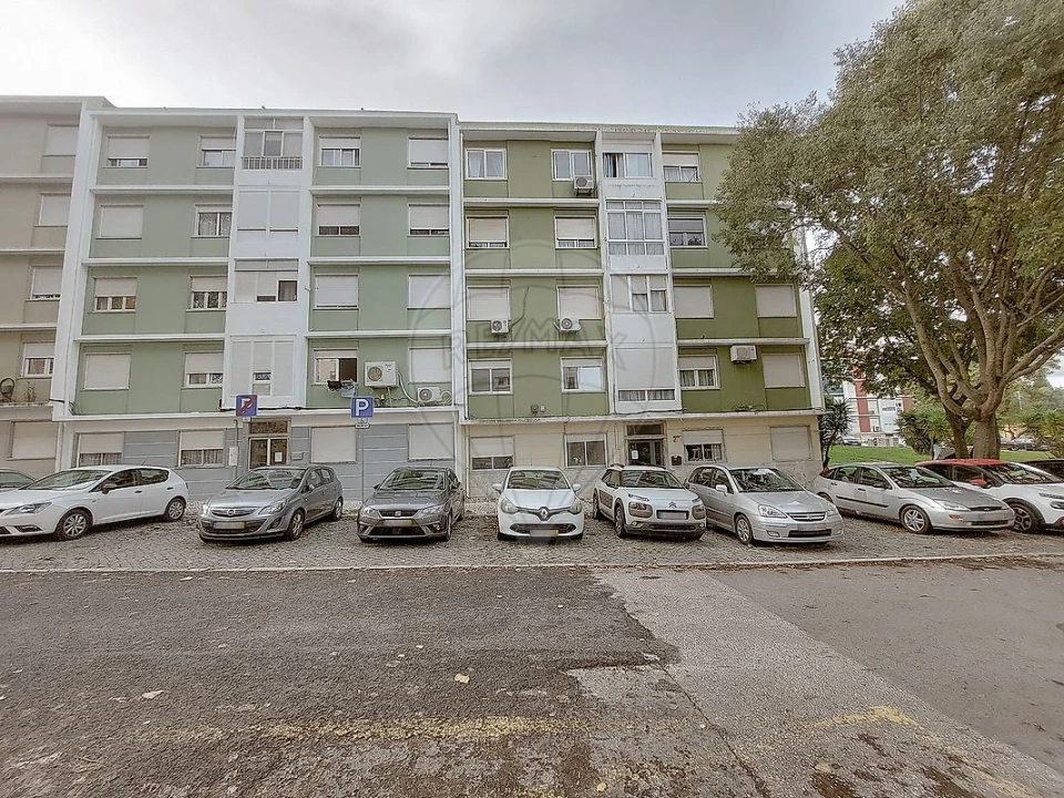 Apartamento T2 para Venda em Benfica Foto 13