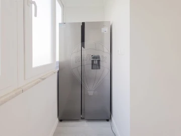 Apartamento T2 para Venda em Benfica