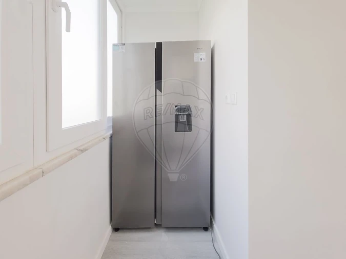 Apartamento T2 para Venda em Benfica Foto 7