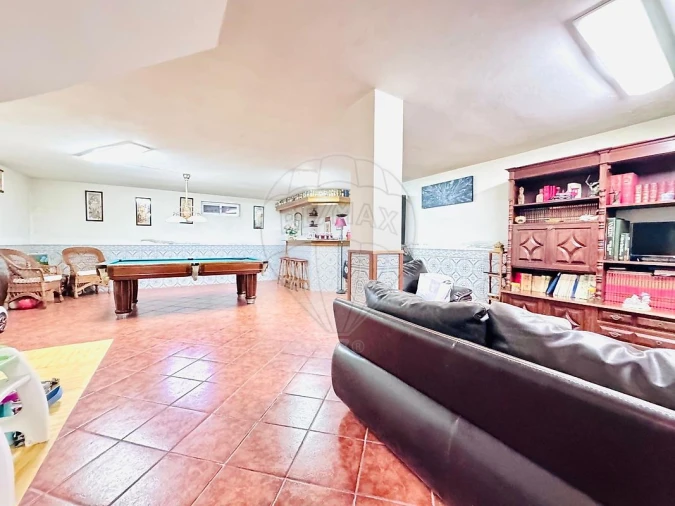 Moradia T3 para Venda em Serzedo e Perosinho Foto 36