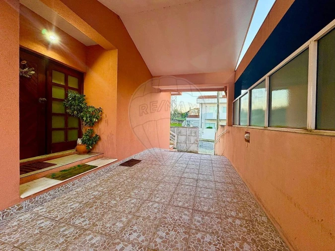 Moradia T3 para Venda em Serzedo e Perosinho Foto 5