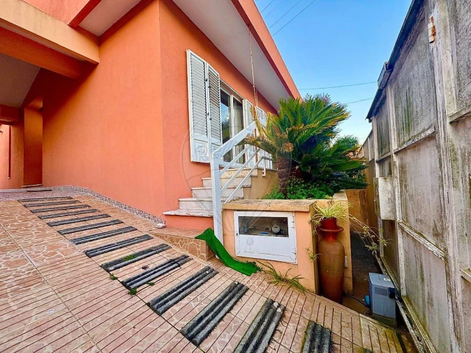 Moradia T3 para Venda em Serzedo e Perosinho Foto 6