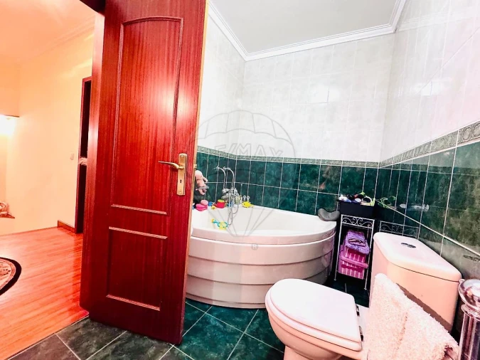 Moradia T3 para Venda em Serzedo e Perosinho Foto 32