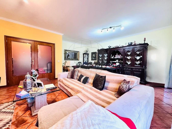 Moradia T3 para Venda em Serzedo e Perosinho Foto 17