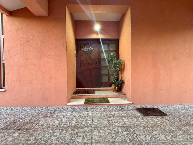 Moradia T3 para Venda em Serzedo e Perosinho Foto 4