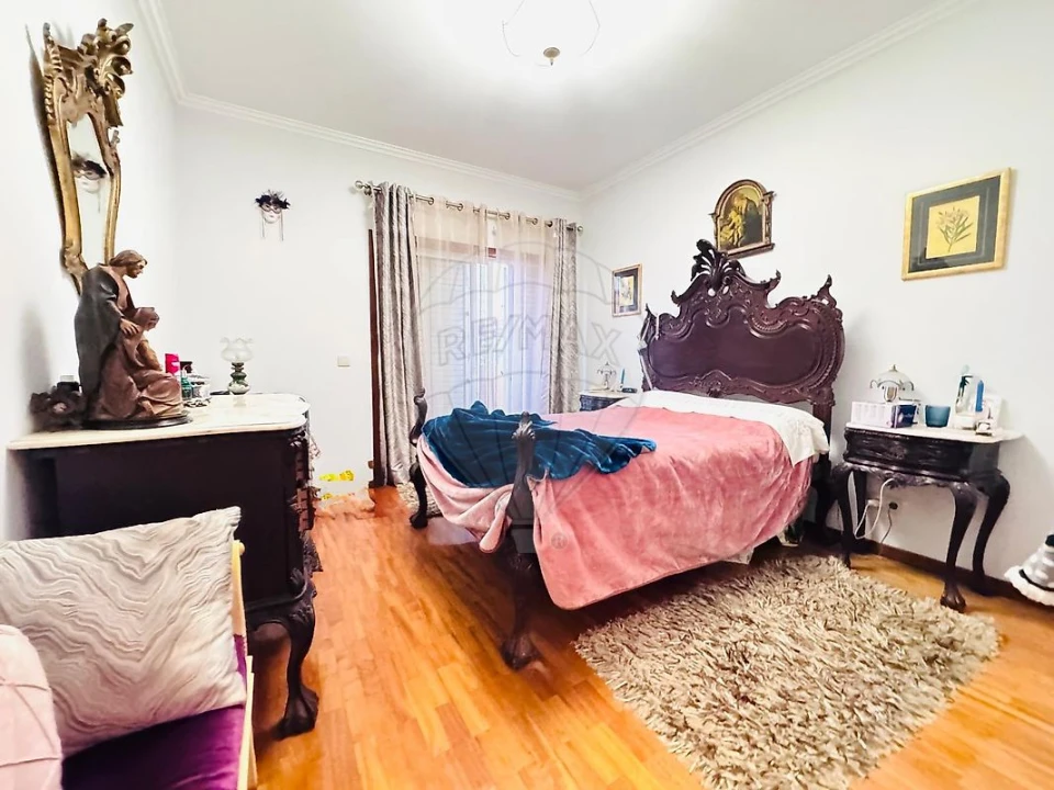 Moradia T3 para Venda em Serzedo e Perosinho Foto 26