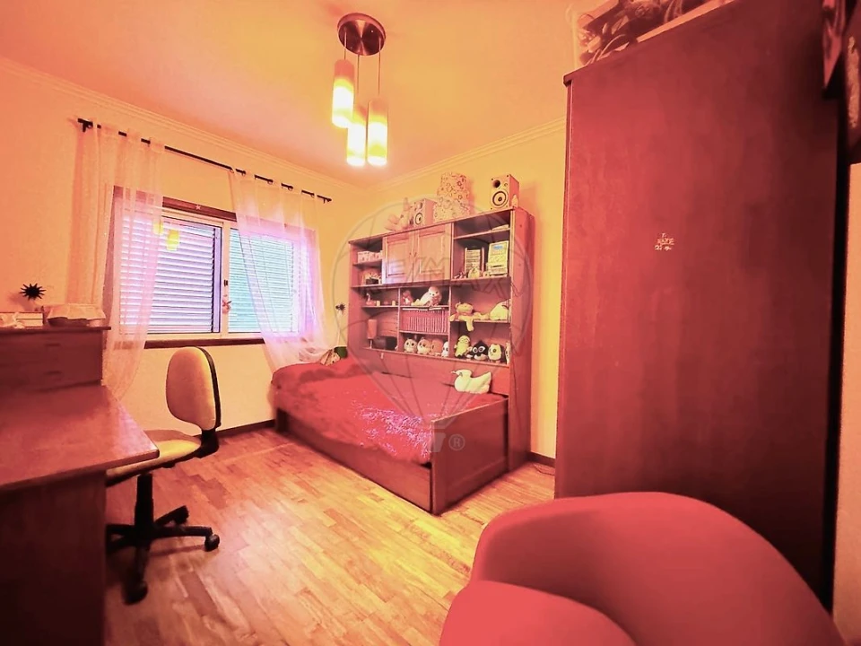 Moradia T3 para Venda em Serzedo e Perosinho Foto 35