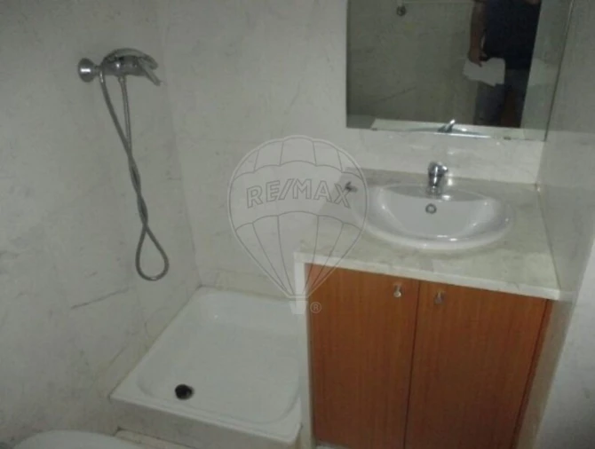 Apartamento T2 para Venda em Oliveira do Douro Foto 10