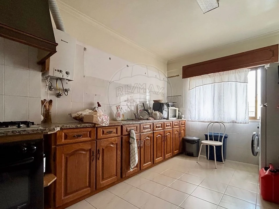 Apartamento T2 para Venda em Cacém e São Marcos Foto 3