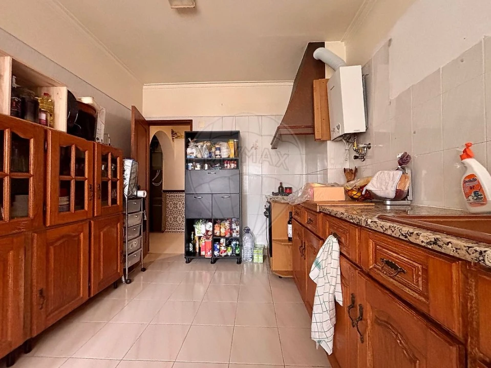 Apartamento T2 para Venda em Cacém e São Marcos Foto 4