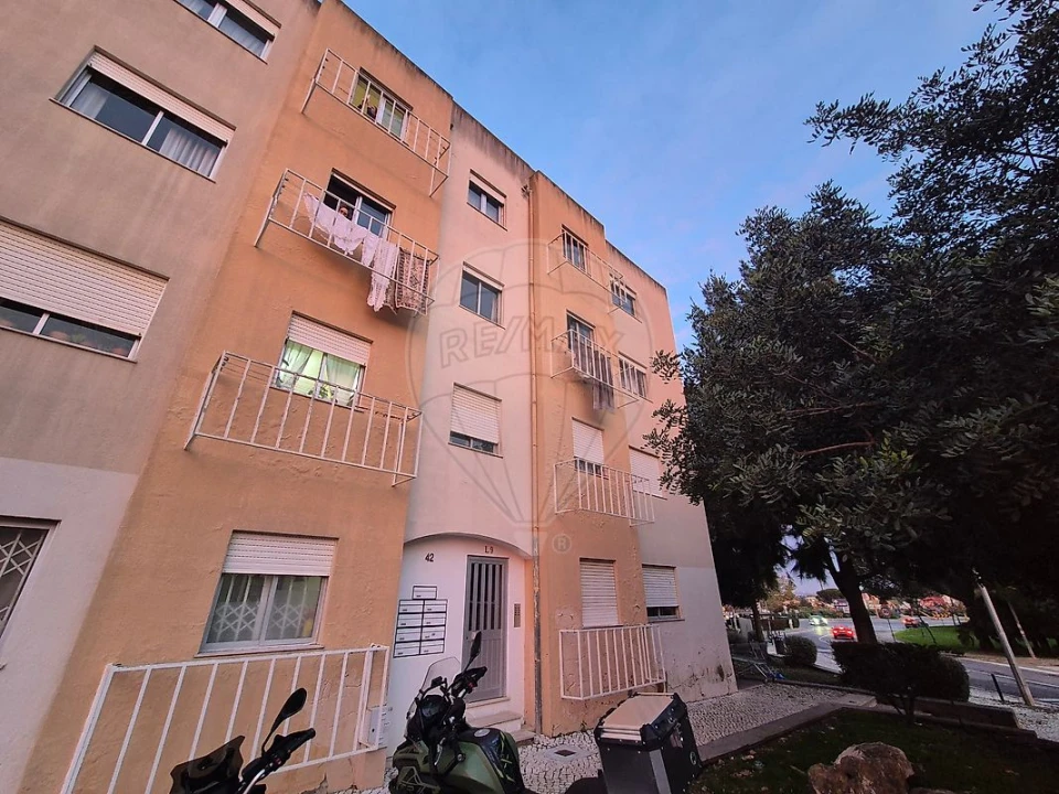 Apartamento T2 para Venda em Alcabideche Foto 10