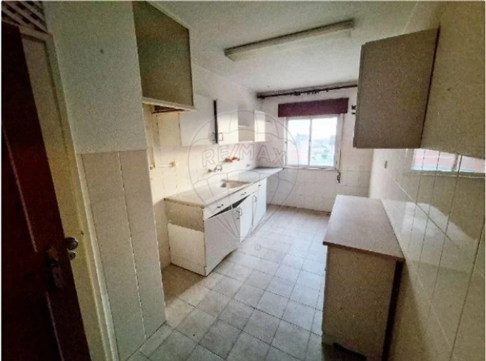 Apartamento T2 para Venda em Alcabideche Foto 1
