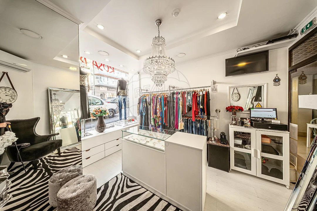 Loja para Venda em Santo António Foto 17