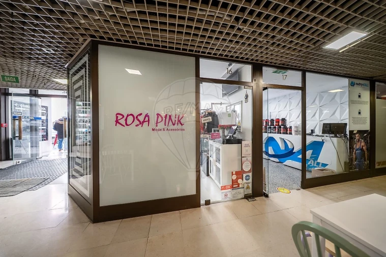 Loja para Venda em Santo António Foto 22