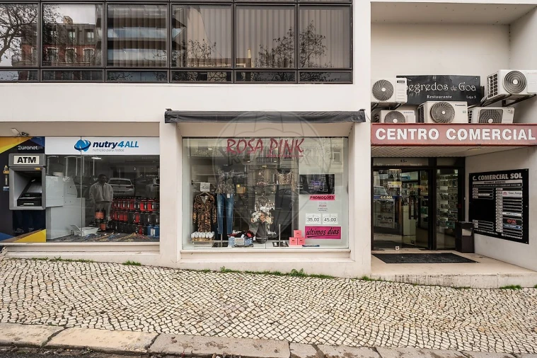 Loja para Venda em Santo António Foto 25