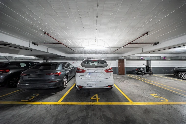 Loja para Venda em Santo António Foto 27