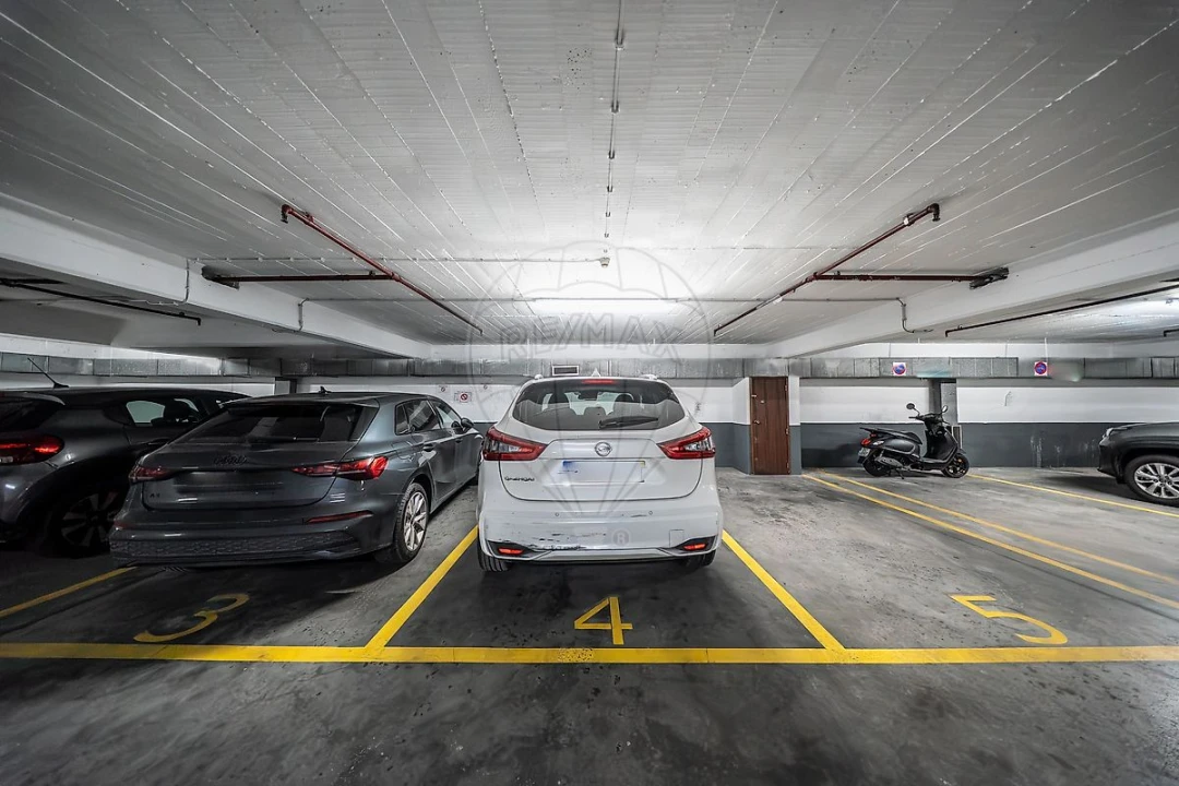 Loja para Venda em Santo António Foto 27