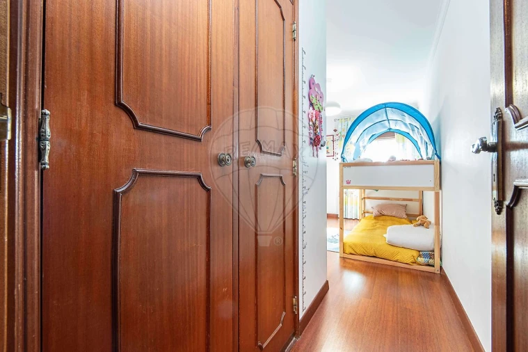 Apartamento T2 para Venda em Venteira Foto 10