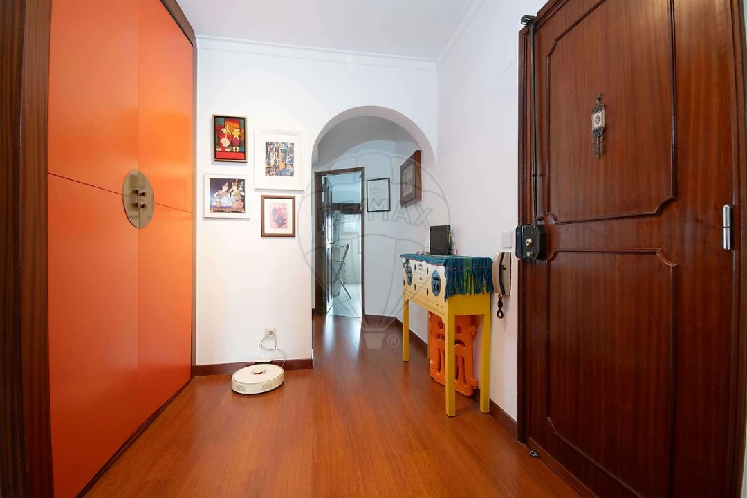 Apartamento T2 para Venda em Venteira Foto 16