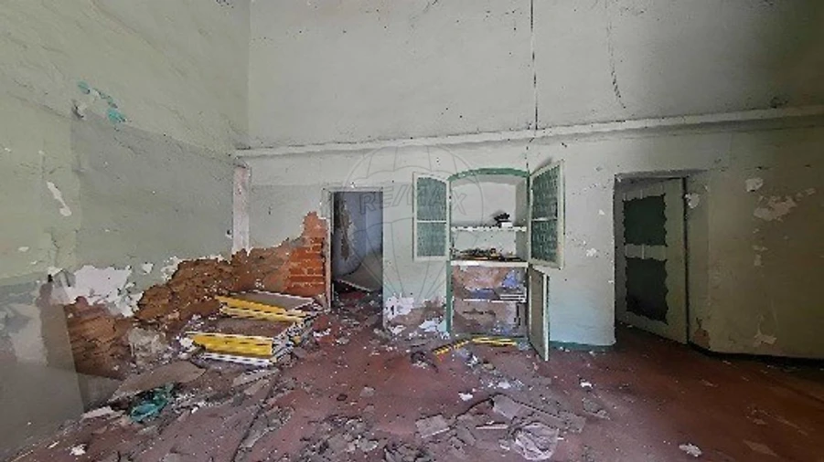 Moradia T4 para Venda em Bencatel Foto 3