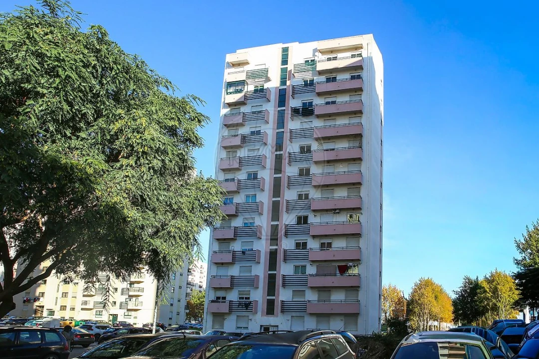 Apartamento T3 para Venda em Carregado e Cadafais Foto 2