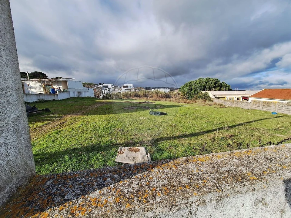 Terreno para Venda em Alenquer (Santo Estêvão e Triana) Foto 2