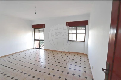 Apartamento T3 para Venda em Moita