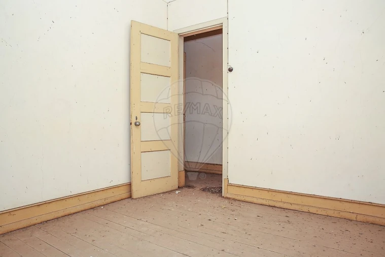 Moradia T4 para Venda em Painho e Figueiros Foto 22