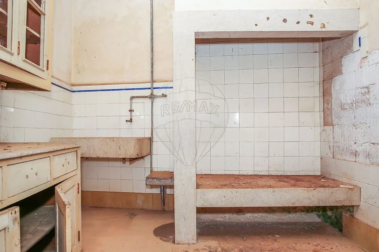 Moradia T4 para Venda em Painho e Figueiros Foto 25