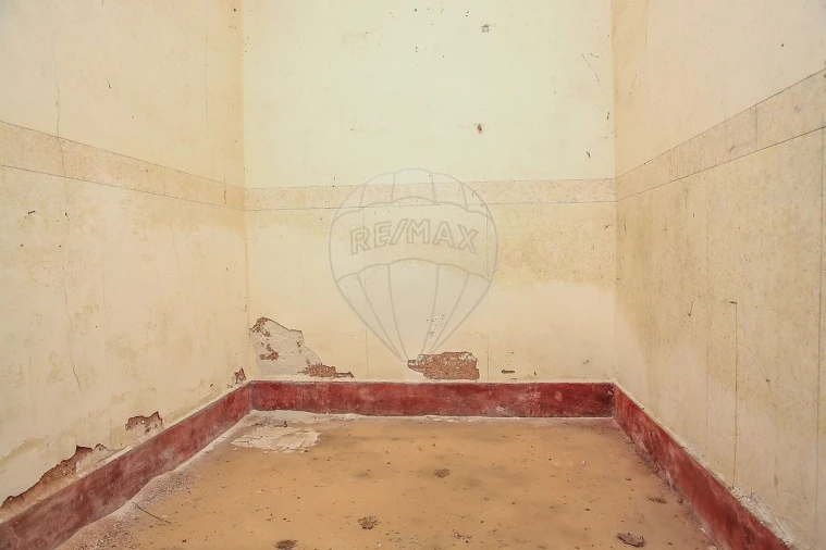 Moradia T4 para Venda em Painho e Figueiros Foto 18