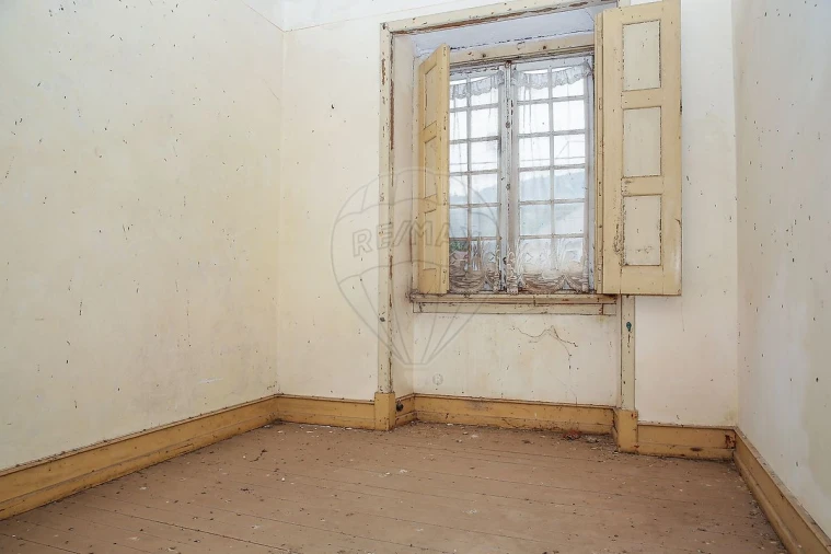 Moradia T4 para Venda em Painho e Figueiros Foto 33