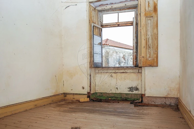 Moradia T4 para Venda em Painho e Figueiros Foto 29