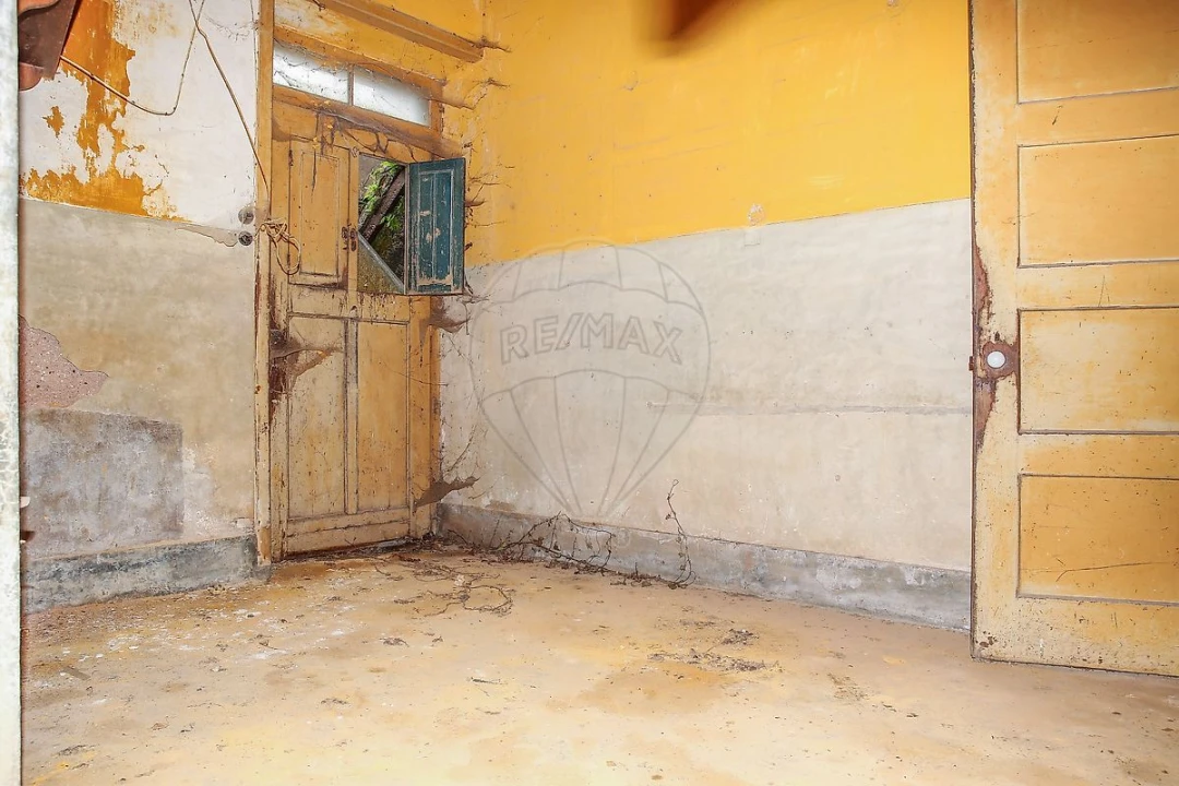 Moradia T4 para Venda em Painho e Figueiros Foto 19