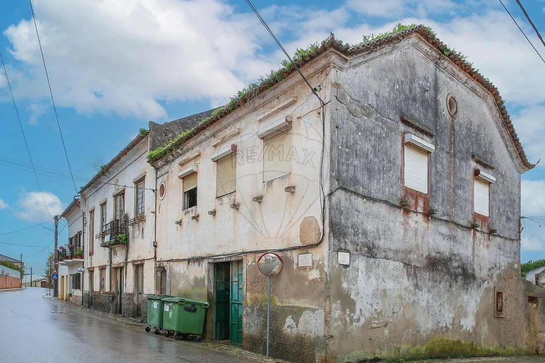 Moradia T4 para Venda em Painho e Figueiros Foto 6