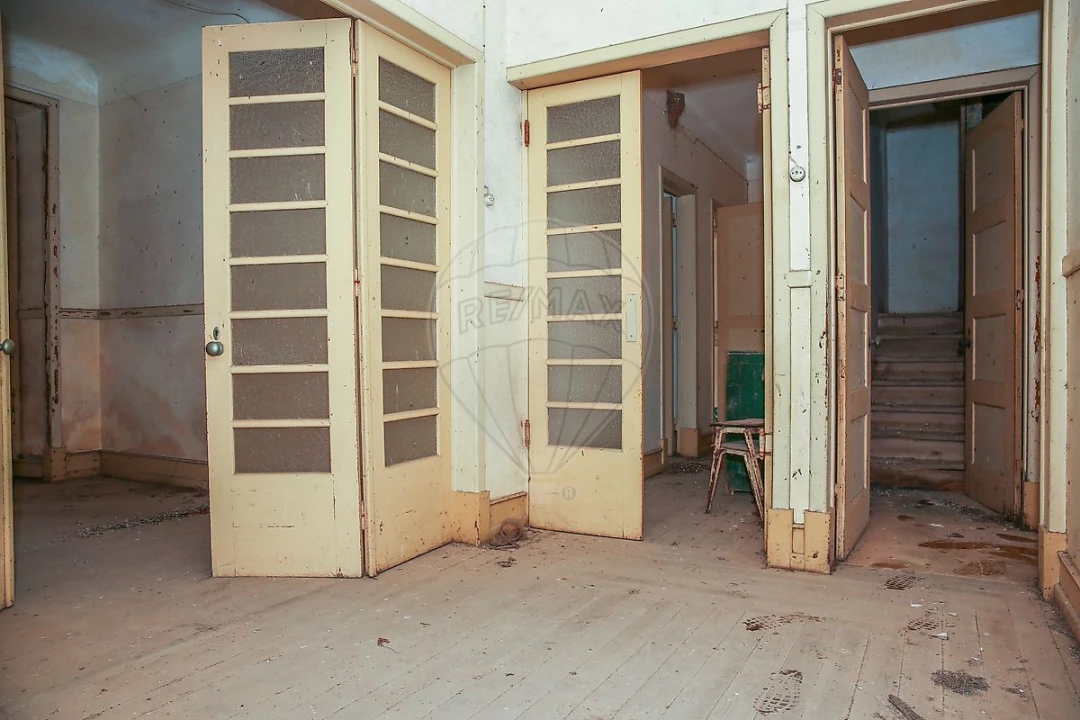 Moradia T4 para Venda em Painho e Figueiros Foto 26