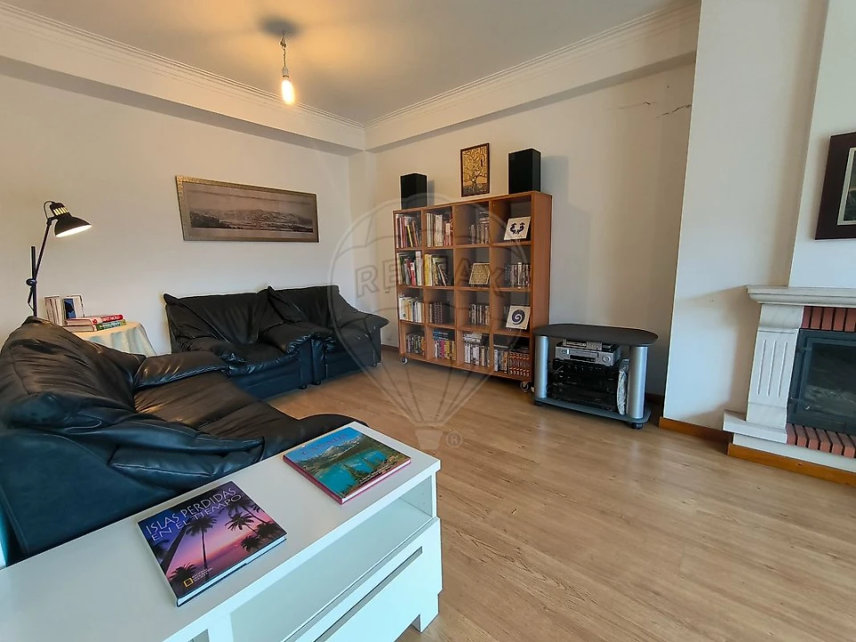 Apartamento T2 para Venda em Lousã e Vilarinho Foto 9