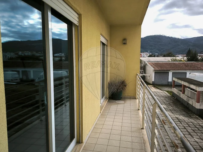 Apartamento T2 para Venda em Lousã e Vilarinho Foto 22