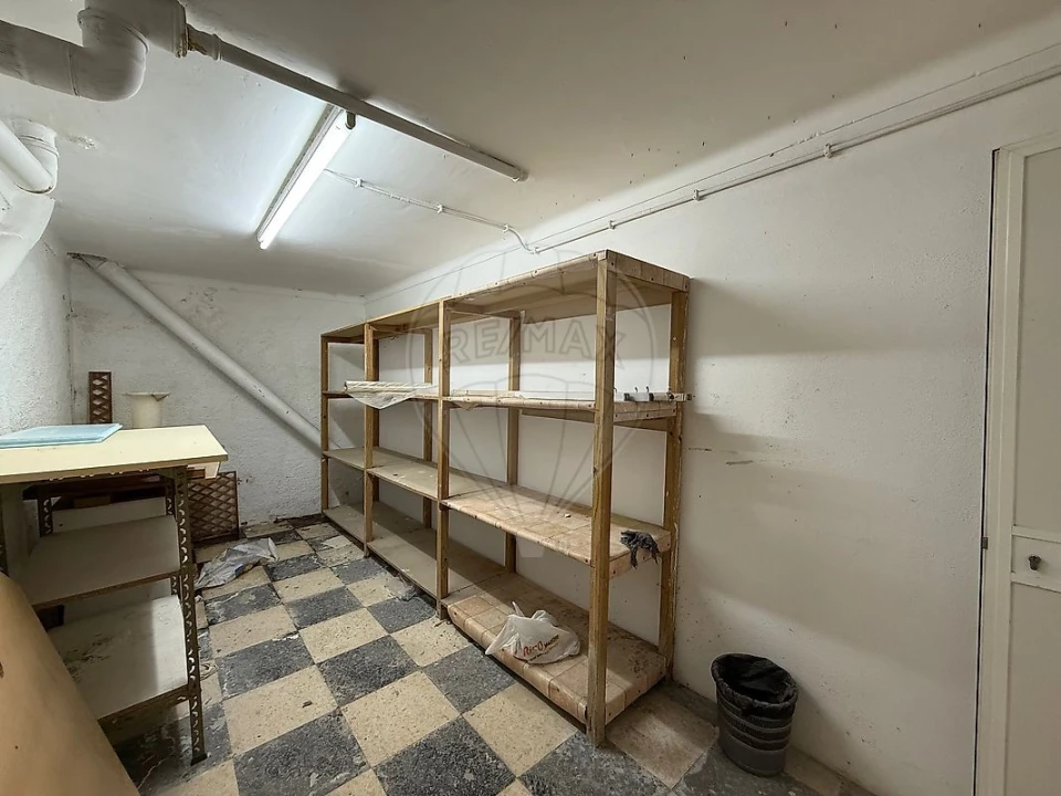 Loja para Arrendamento em Carcavelos e Parede Foto 13