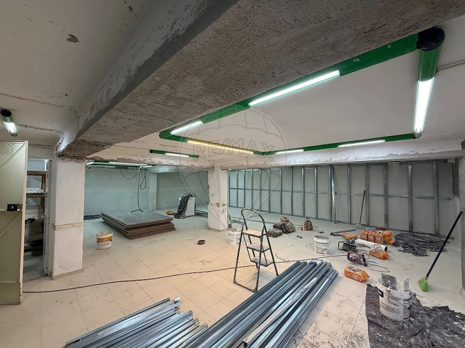 Loja para Arrendamento em Carcavelos e Parede Foto 10