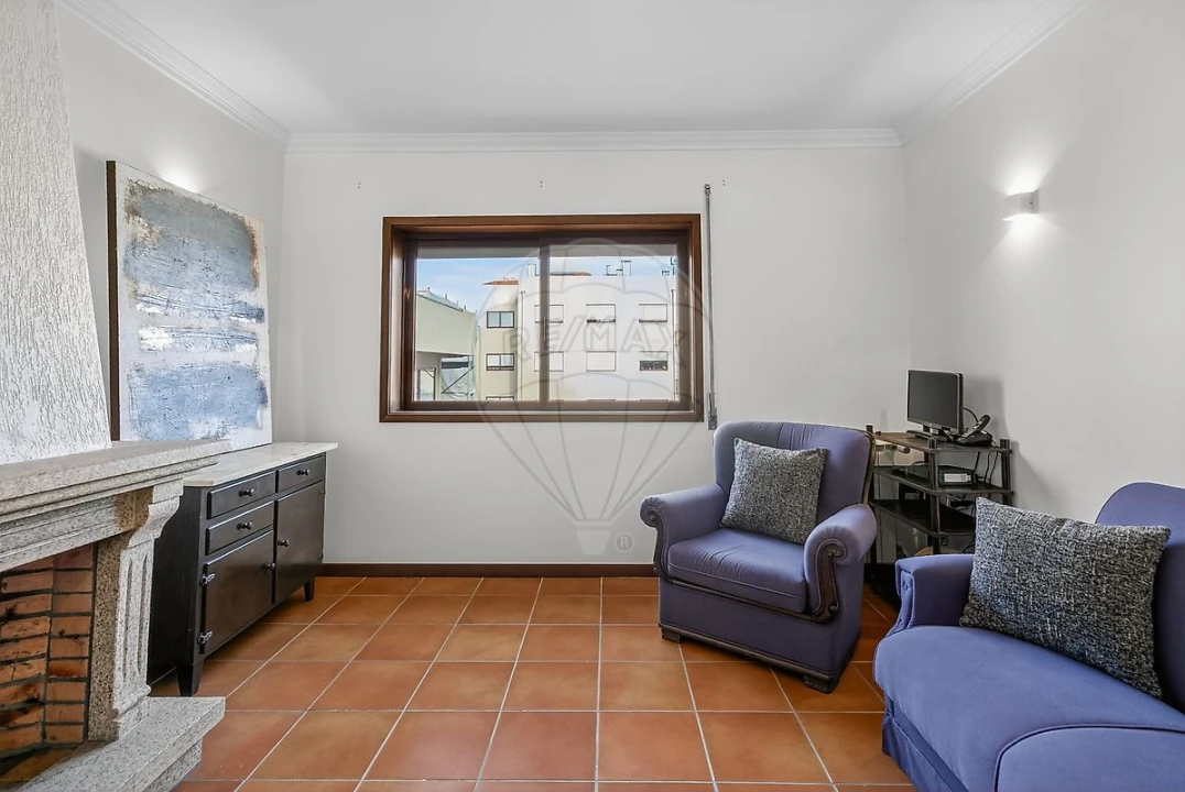 Apartamento T1 para Venda em São Felix da Marinha Foto 17