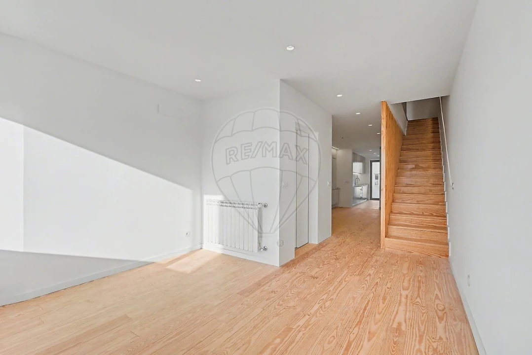 Moradia T4 para Venda em Matosinhos e Leça da Palmeira Foto 9