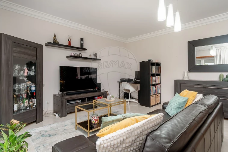 Apartamento T2 para Venda em Alcochete Foto 4