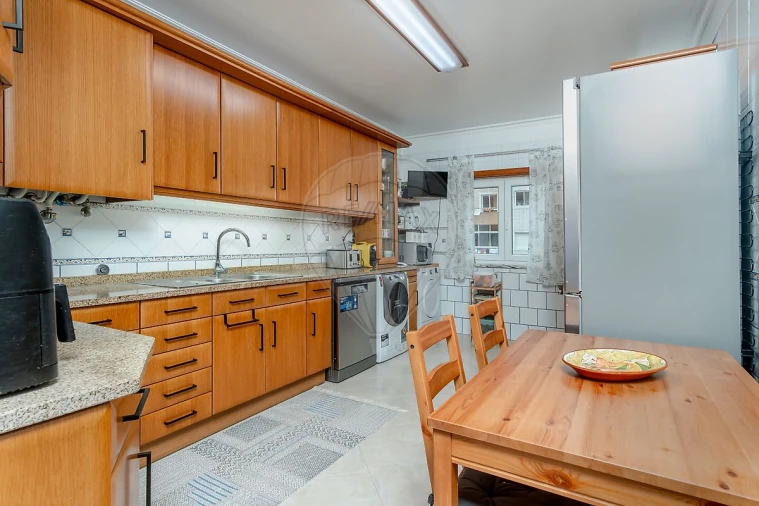 Apartamento T2 para Venda em Alcochete Foto 14