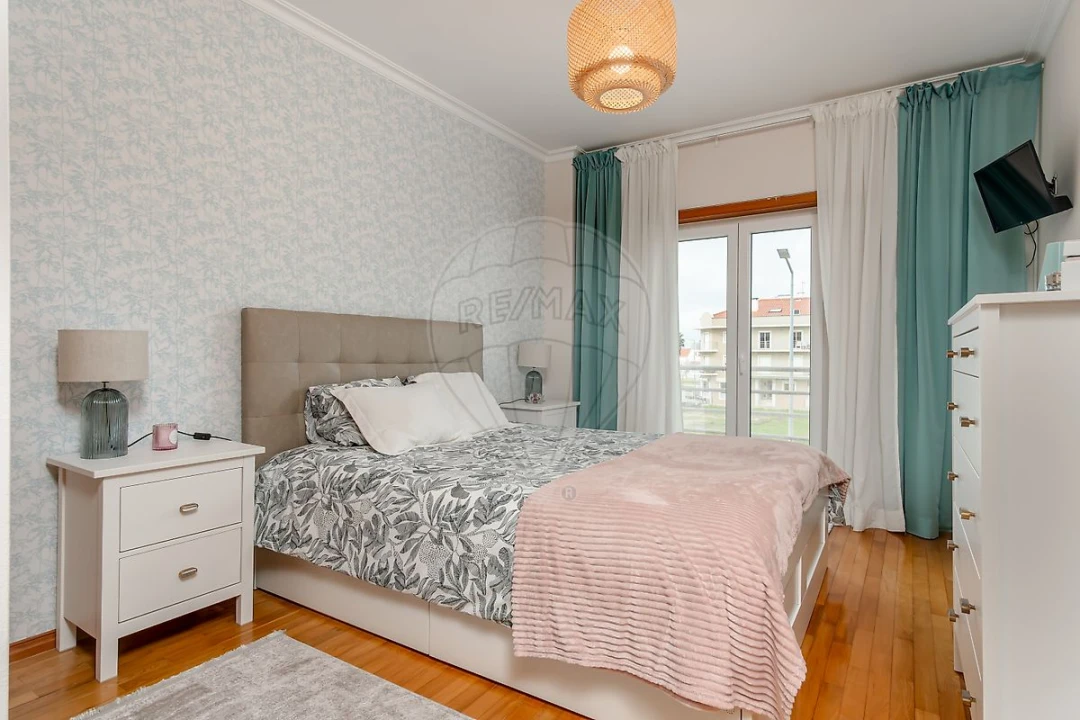 Apartamento T2 para Venda em Alcochete Foto 7