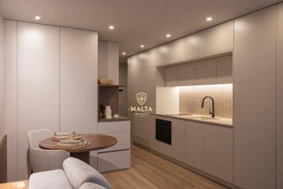 Apartamento para Venda em Ferreiros e Gondizalves