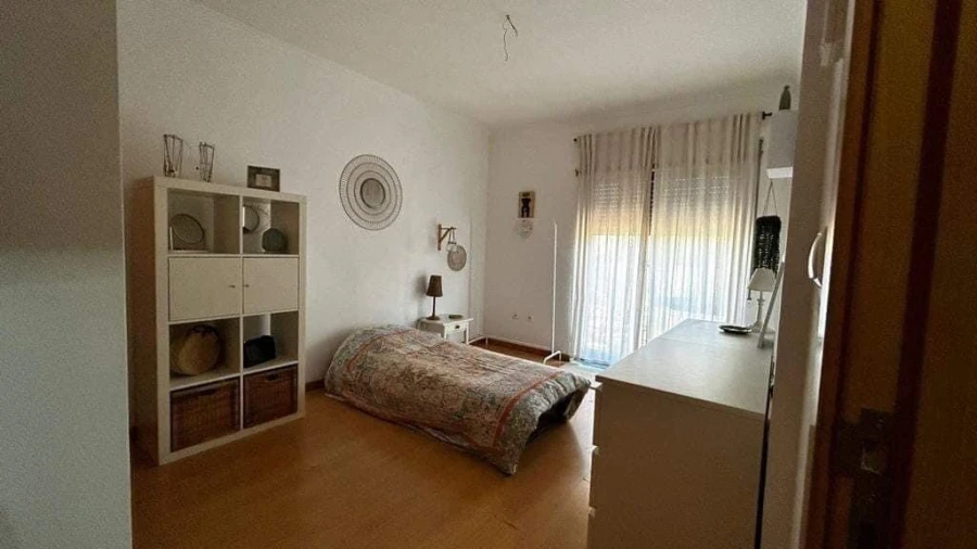 Apartamento T3 para Venda em Carcavelos e Parede Foto 12