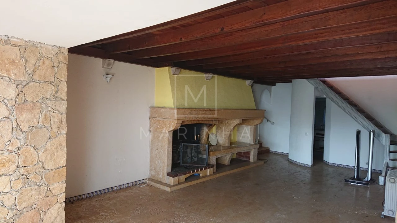 Moradia T4 para Venda em Colares Foto 21