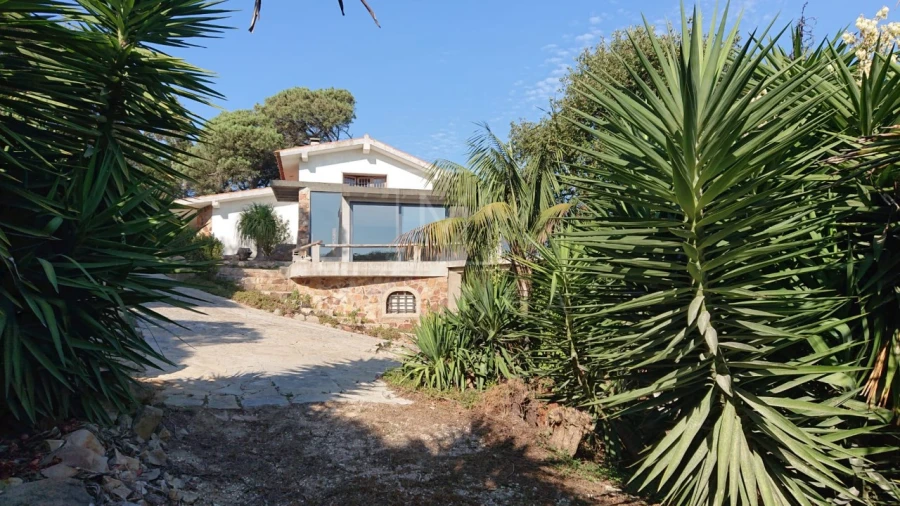 Moradia T4 para Venda em Colares Foto 18