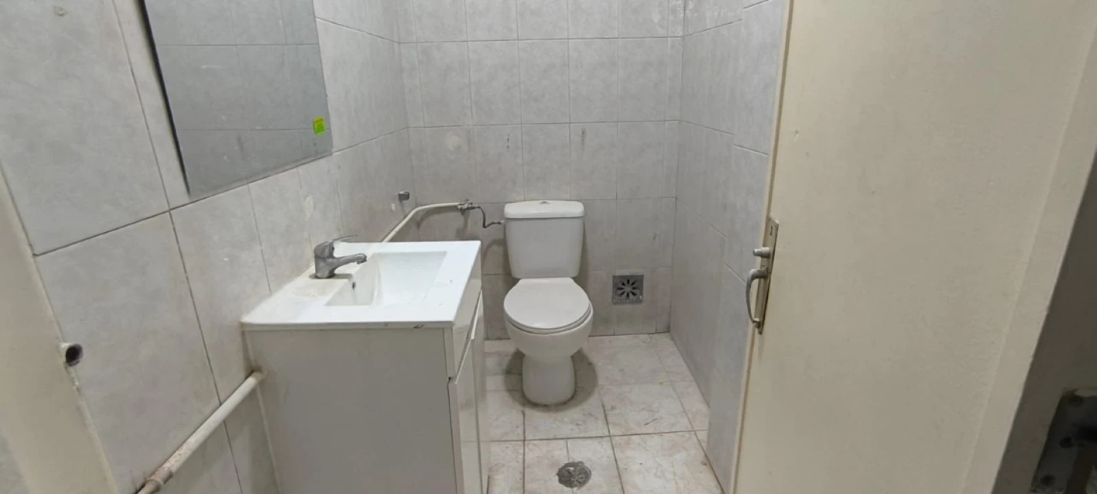 Loja para Arrendamento em Odivelas Foto 13